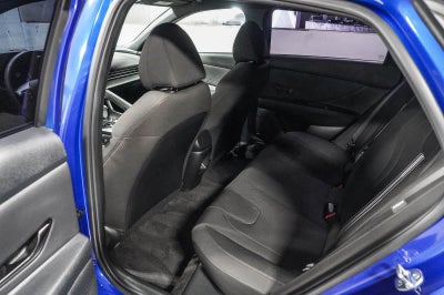 Hyundai Elantra SEL Sport 2025