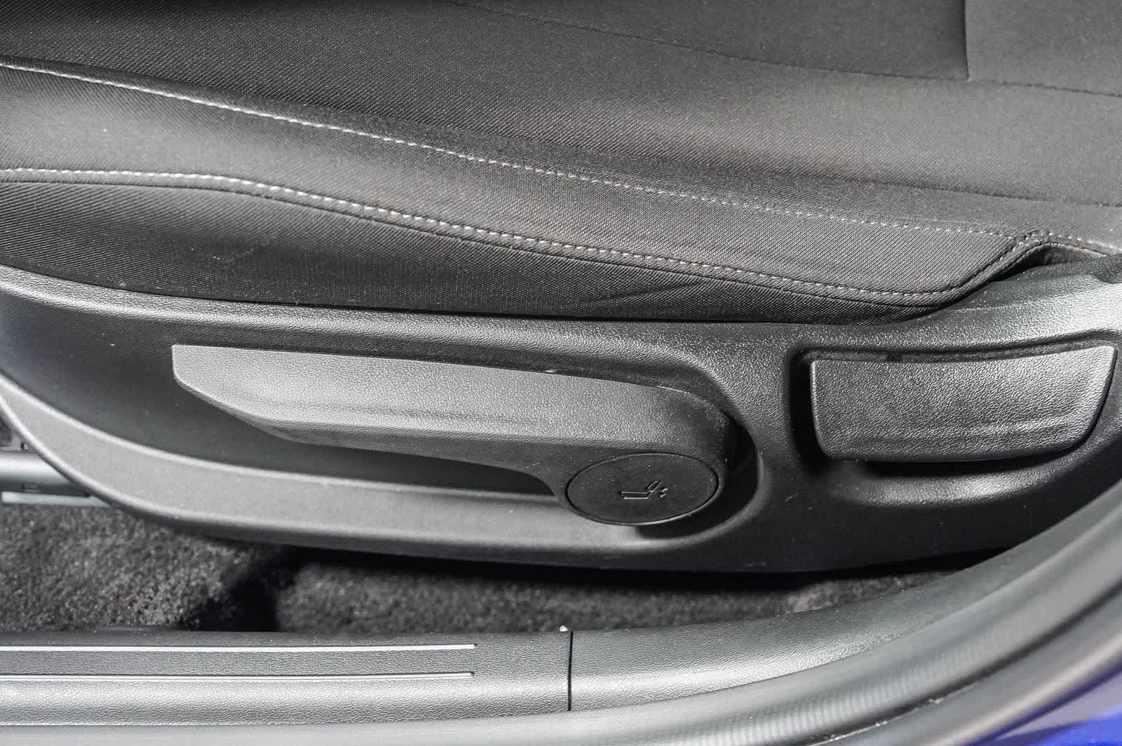 Hyundai Elantra SEL Sport 2025