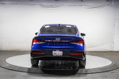 Hyundai Elantra SEL Sport 2025