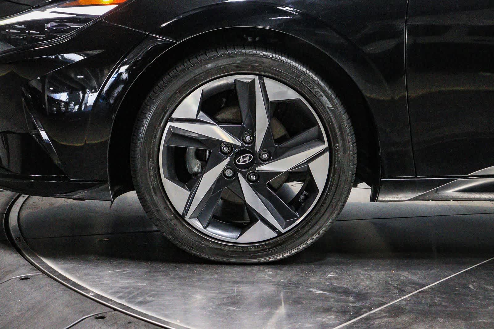 Hyundai Elantra Hybrid Limited 2023