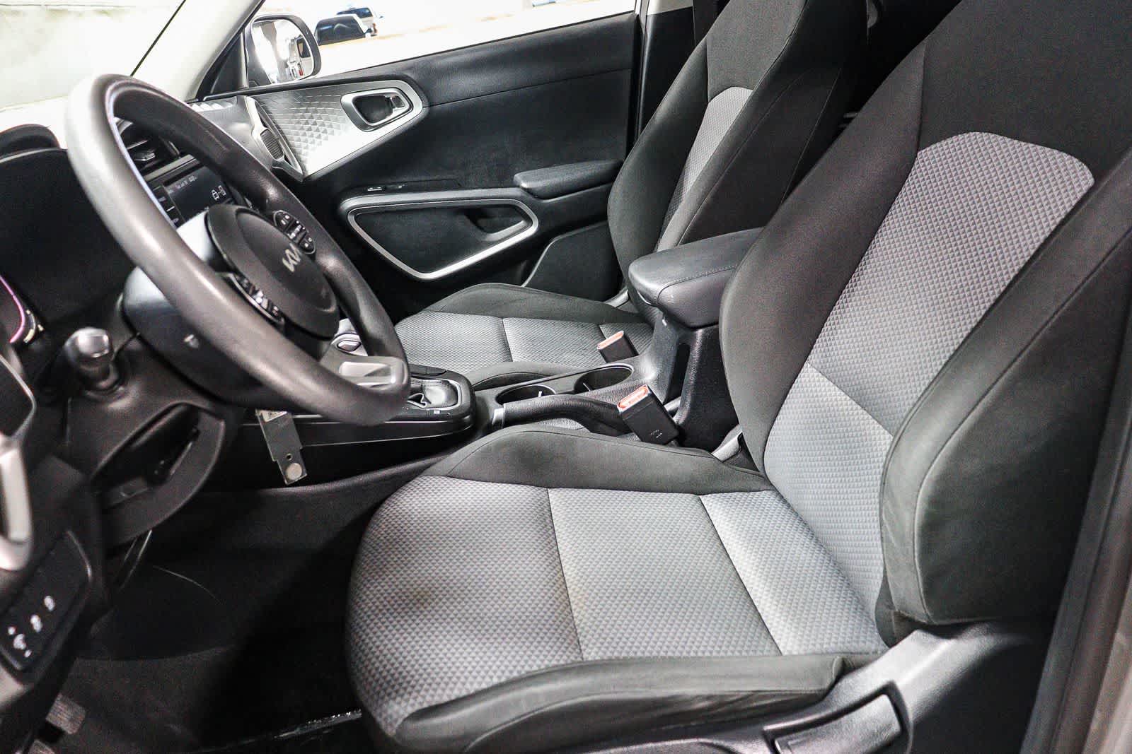 Kia Soul LX 2023