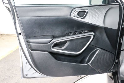 Kia Soul LX 2023