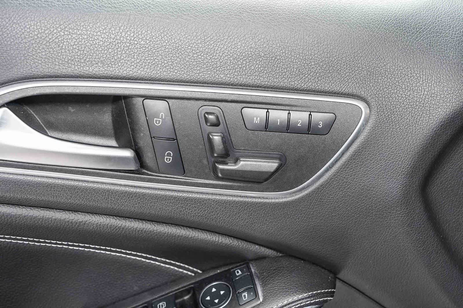 Mercedes-Benz GLA 250 2016 GLA 250