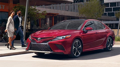 Keyes Toyota en Van Nuys CA