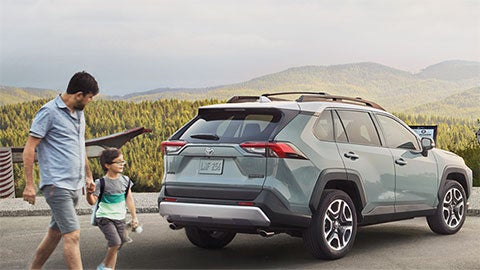 Keyes Toyota en Van Nuys CA