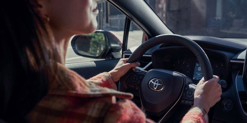 toyota corolla hybrid interior Keyes Toyota en Van Nuys CA